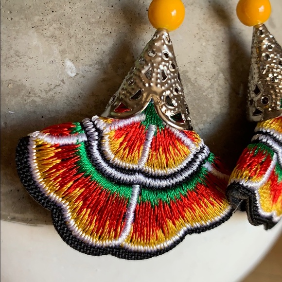 BOGO Antique Silver Embroidered Earrings Yellow - Picture 7 of 8